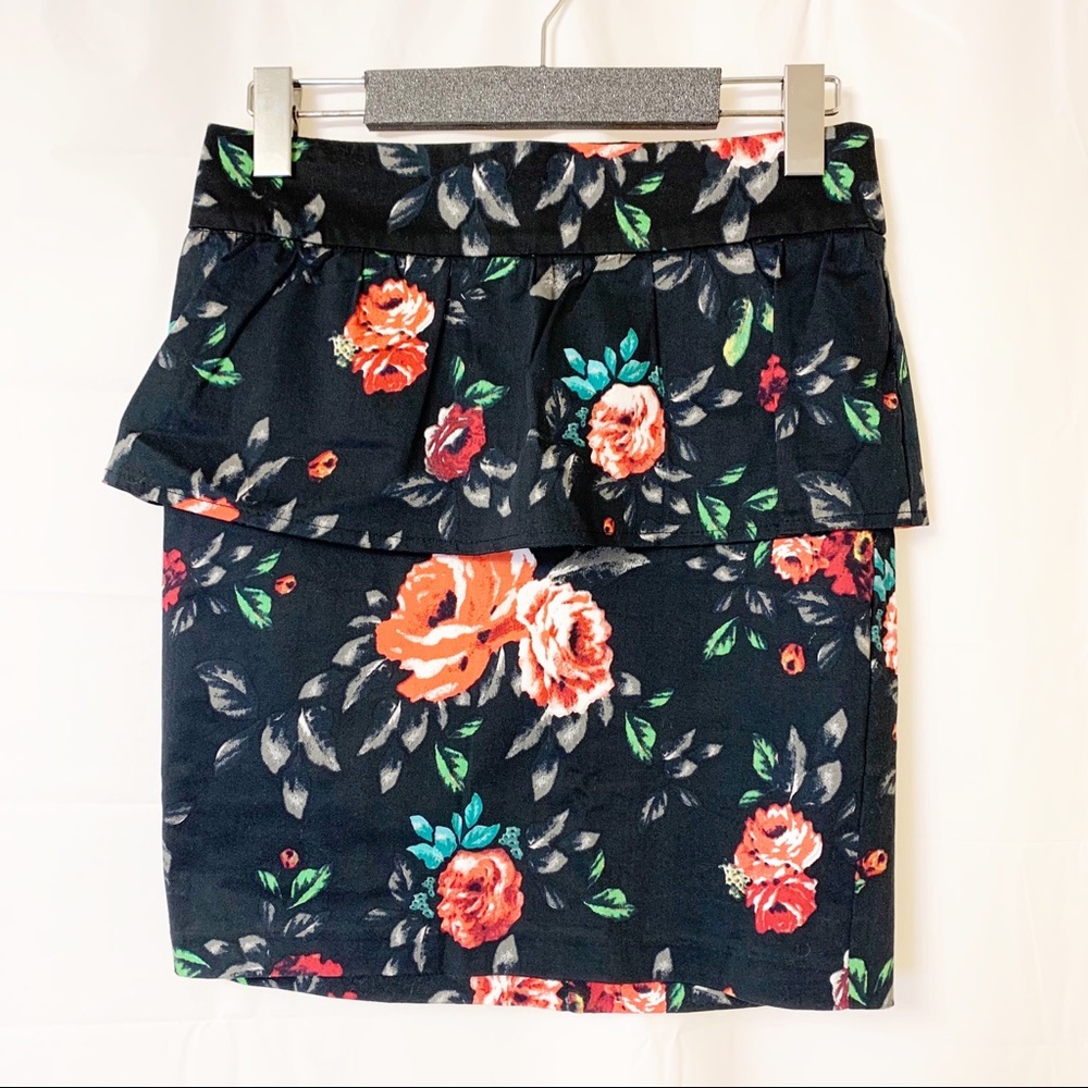 Dynamite Black Floral Peplum Mini Pencil Skirt Small